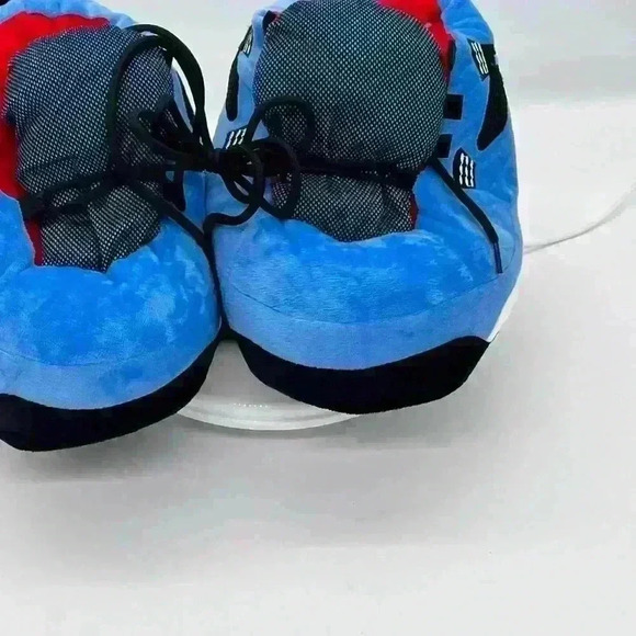 Puffy sneaker slippers. Jordan 4’s look brand new never worn - Picture 6 of 10